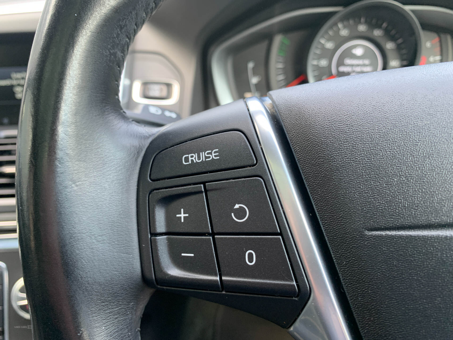 Jan 2015 Volvo XC60 D4 [181] SE Nav 5dr
