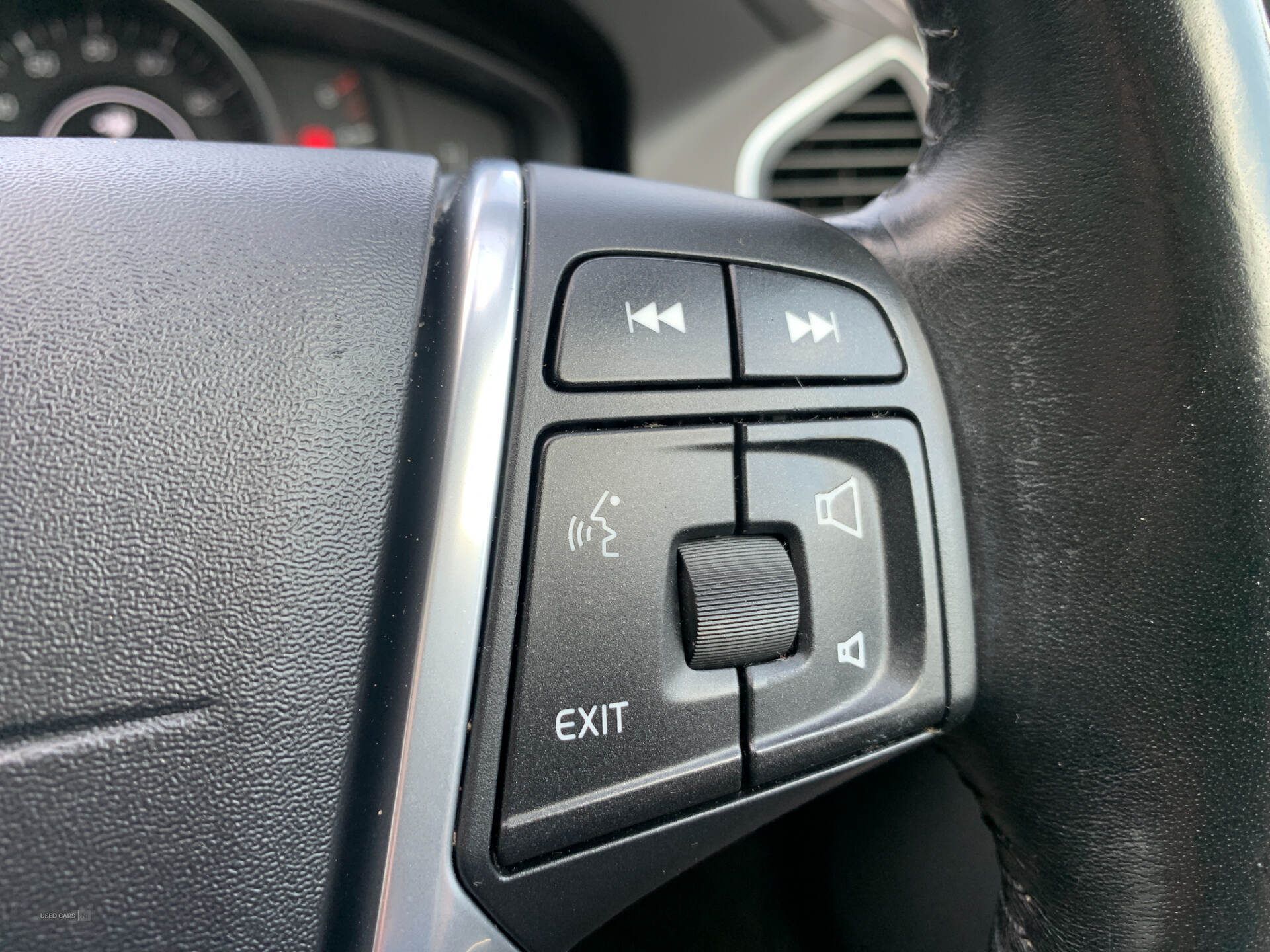 Volvo XC60 DIESEL ESTATE in Antrim