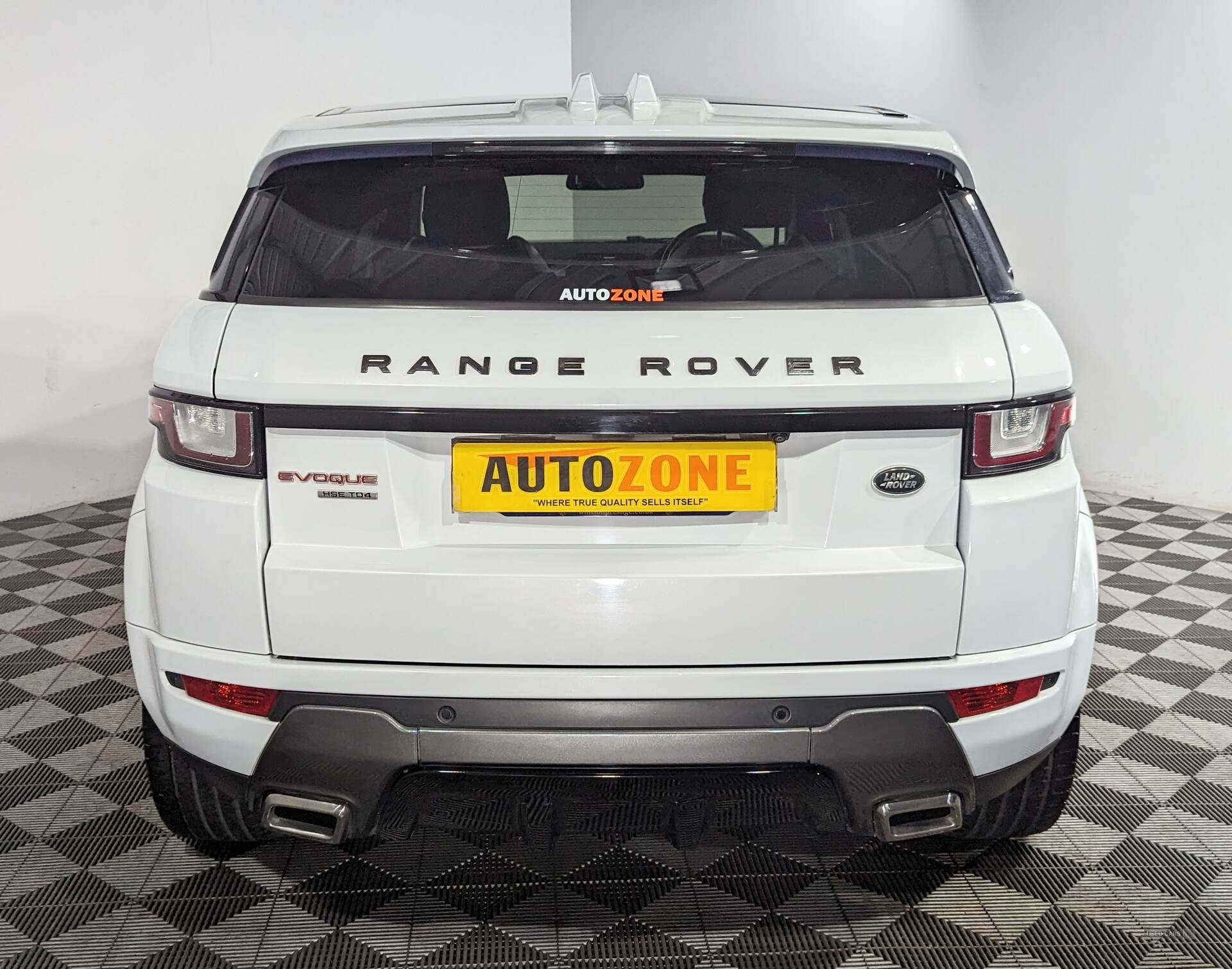 Apr 2016 Land Rover Range Rover Evoque 2.0 TD4 HSE Dynamic 5dr