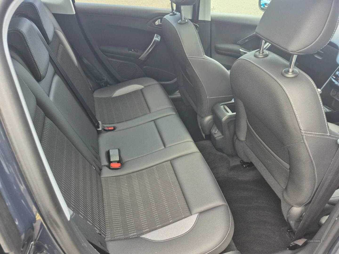 Apr 2018 Peugeot 2008 1.2 PureTech Allure Premium 5dr