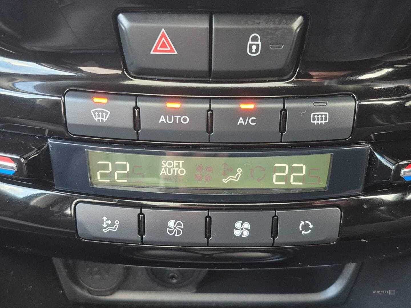 Apr 2018 Peugeot 2008 1.2 PureTech Allure Premium 5dr