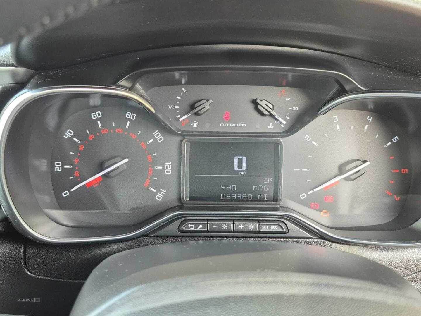 May 2018 Citroen C3 1.2 PureTech 82 Flair 5dr