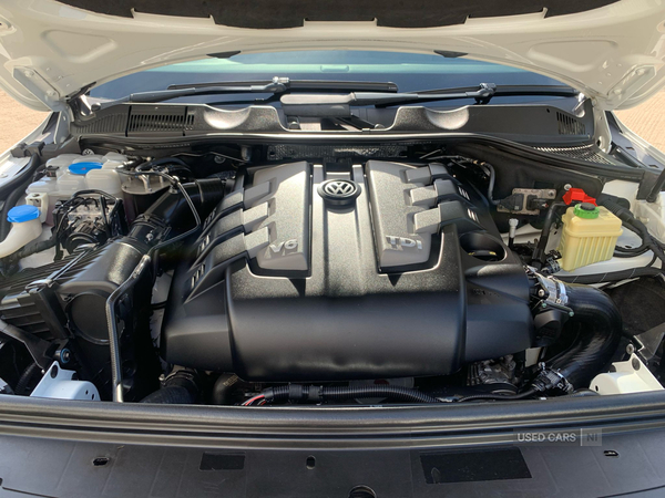 Volkswagen Touareg DIESEL ESTATE in Tyrone