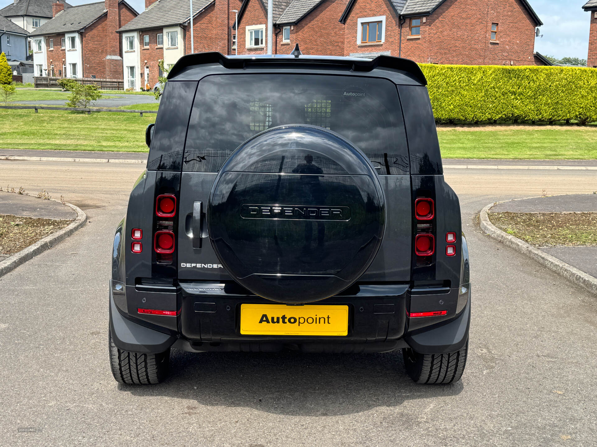 Jan 2025 Land Rover Defender 