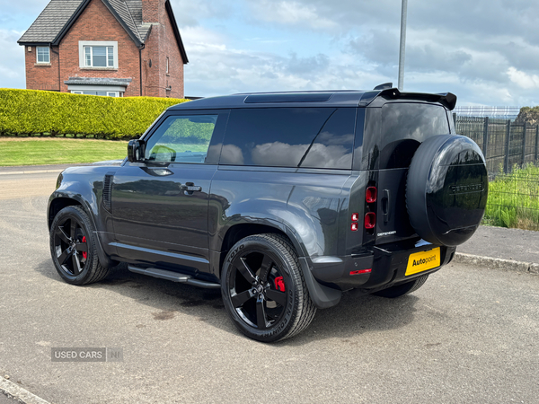 Land Rover Defender in Antrim