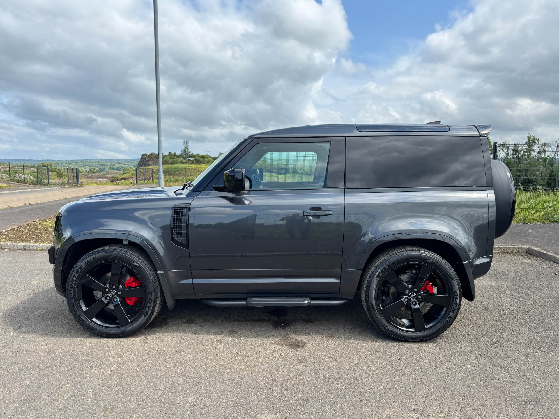 Jan 2025 Land Rover Defender 
