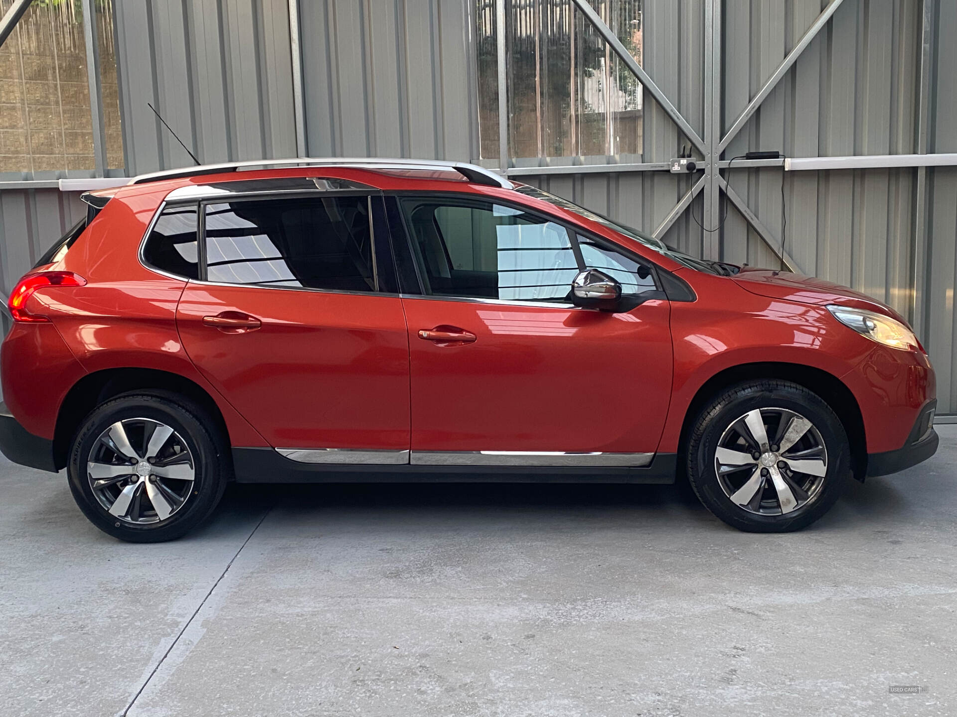 Feb 2016 Peugeot 2008 1.6 BlueHDi 100 Allure 5dr [Non Start Stop]