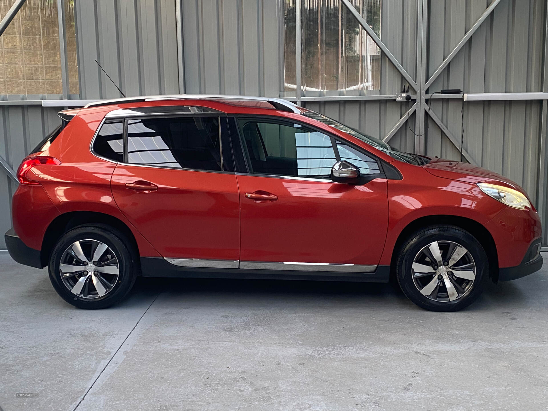 Feb 2016 Peugeot 2008 1.6 BlueHDi 100 Allure 5dr [Non Start Stop]
