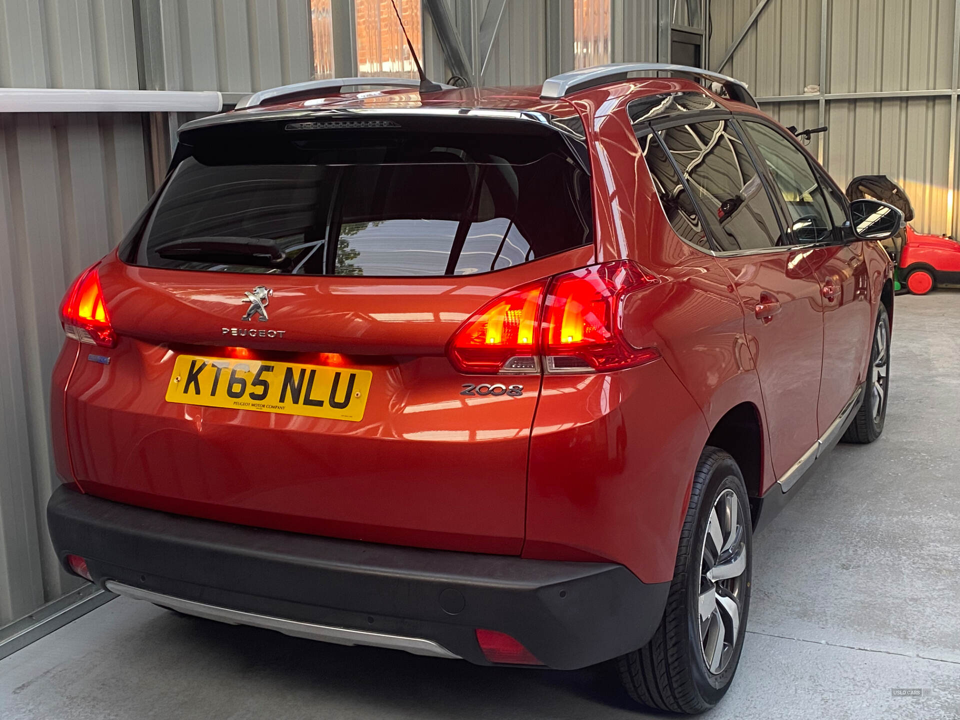 Feb 2016 Peugeot 2008 1.6 BlueHDi 100 Allure 5dr [Non Start Stop]