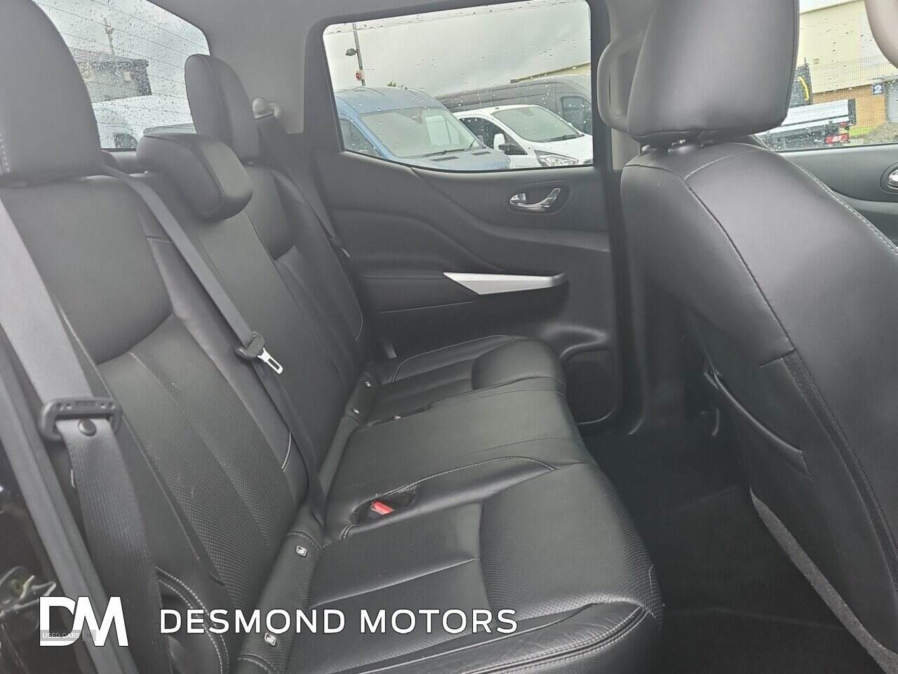 Sep 2019 Nissan Navara Double Cab Pick Up Tekna 2.3dCi 190 TT 4WD Auto