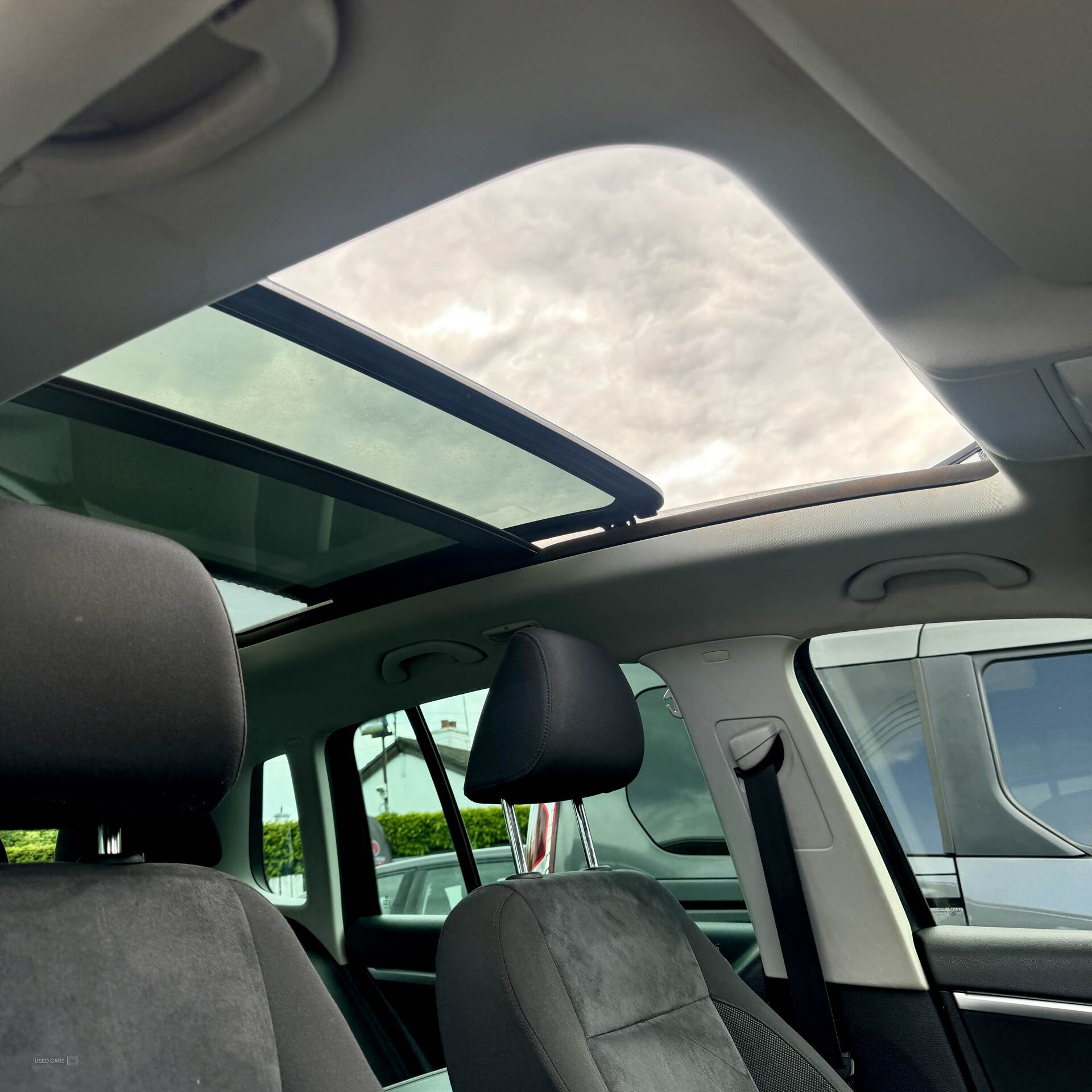 Volkswagen Tiguan DIESEL ESTATE in Down