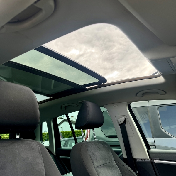 Volkswagen Tiguan DIESEL ESTATE in Down