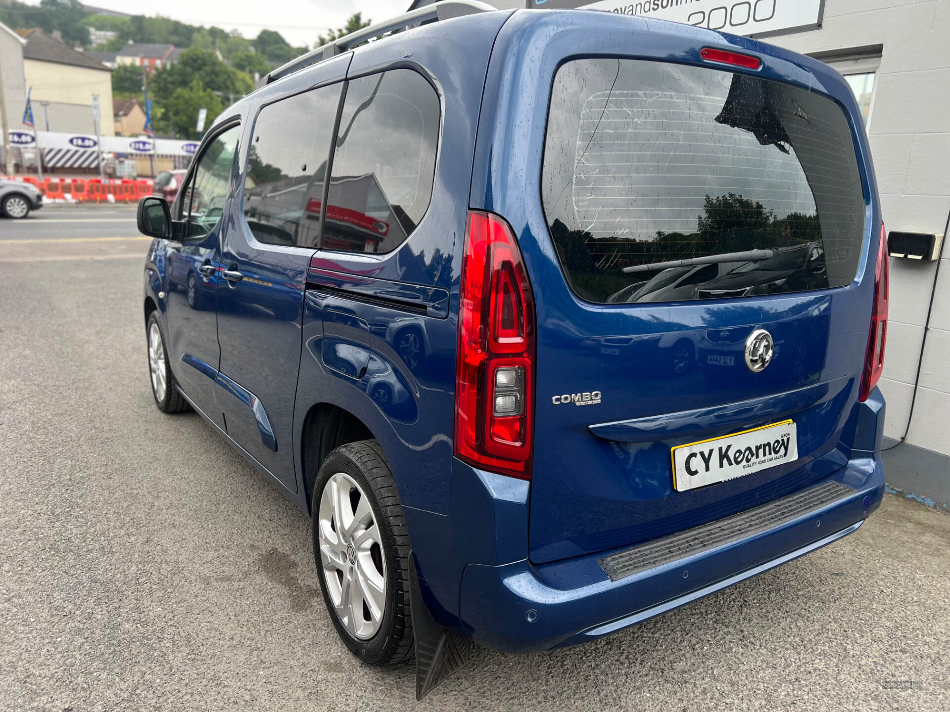 Sep 2020 Vauxhall Combo 1.5 Turbo D Energy 5dr [7 seat]