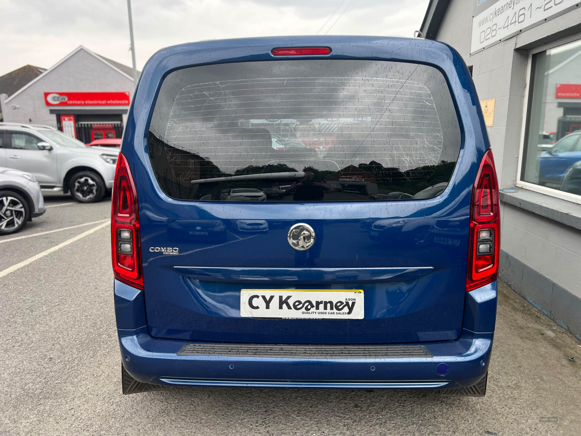 Sep 2020 Vauxhall Combo 1.5 Turbo D Energy 5dr [7 seat]