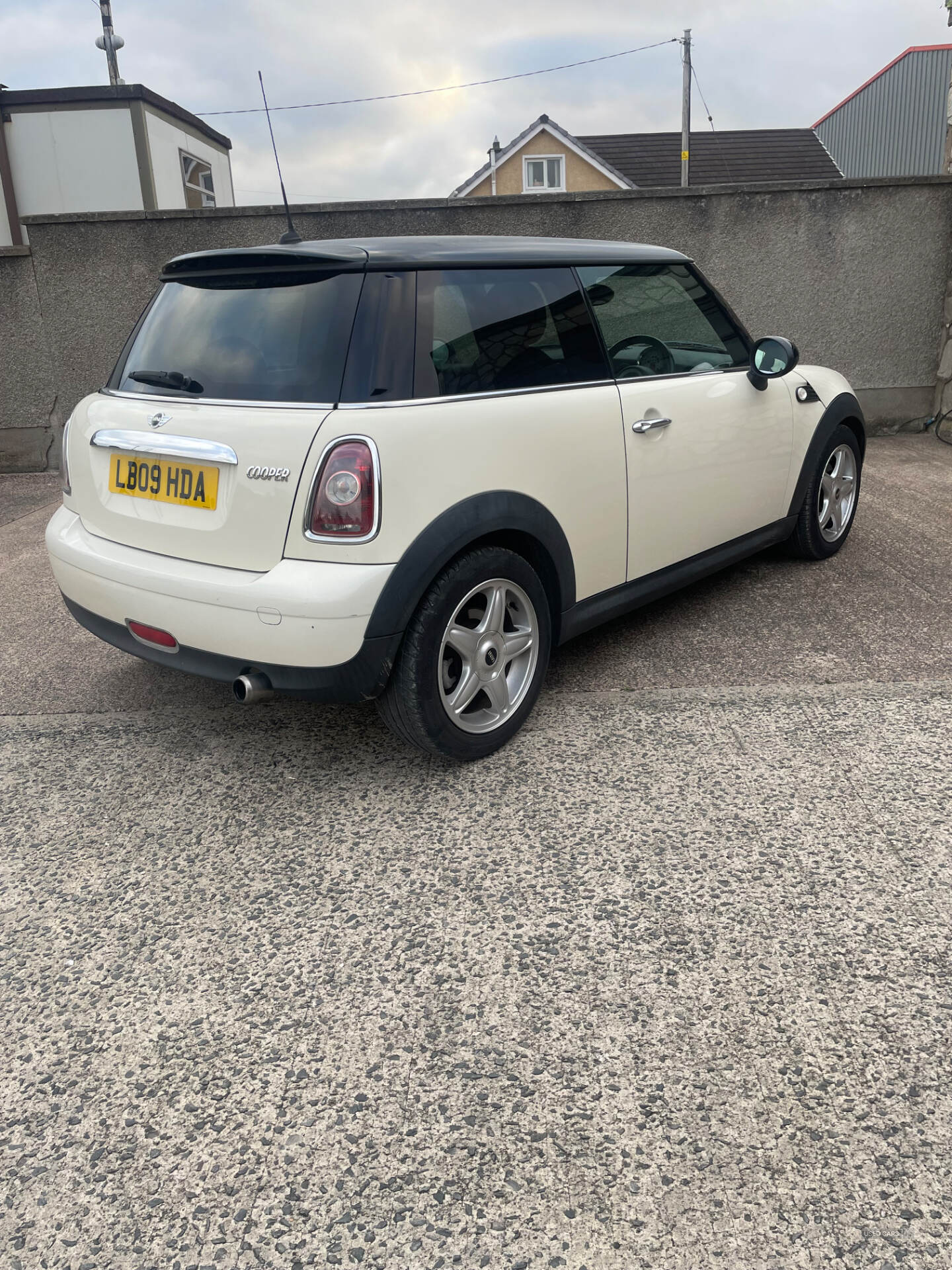 Jul 2009 MINI Hatch 1.6 Cooper 3dr