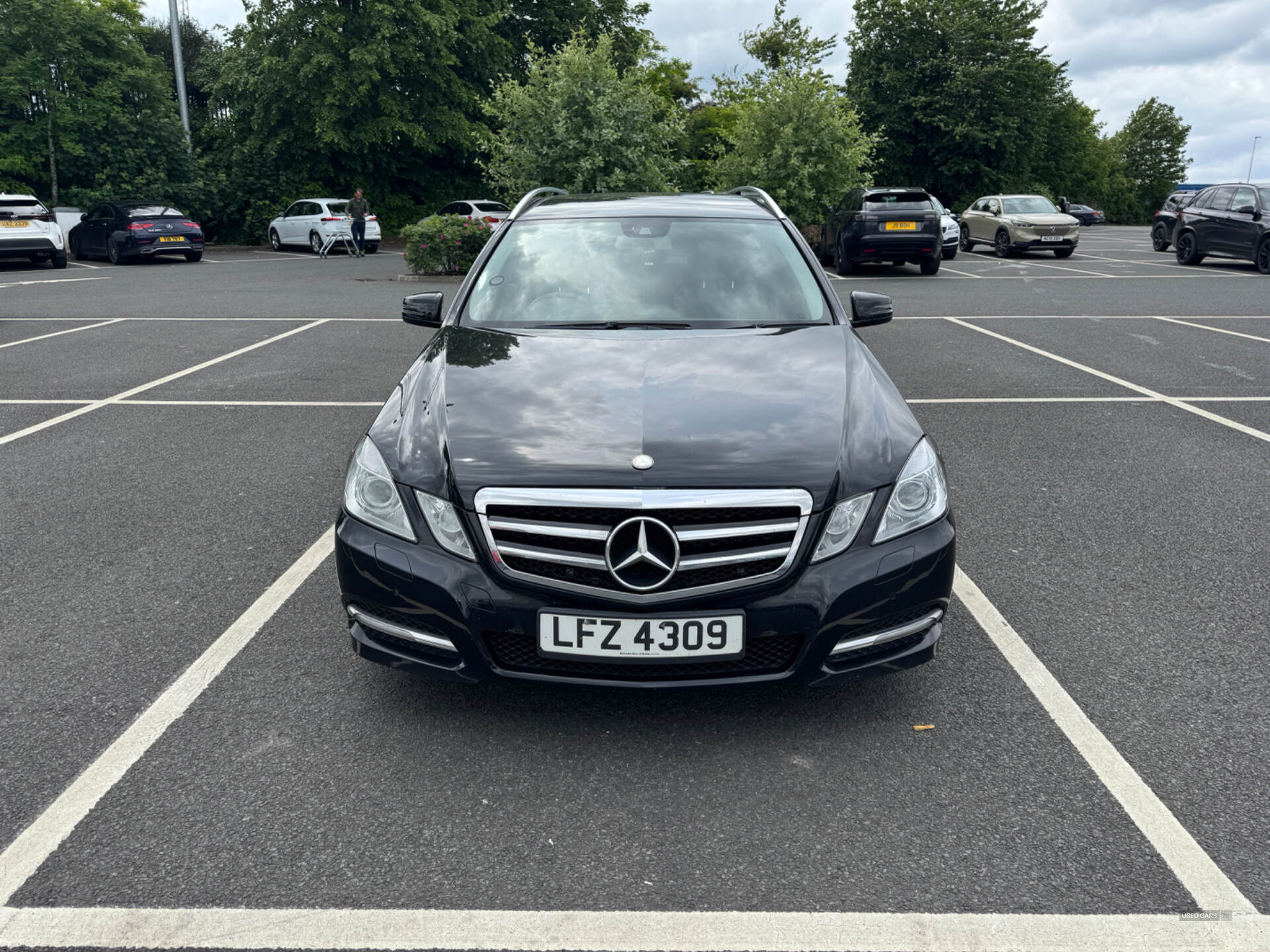 Oct 2012 Mercedes E-Class E220 CDI BlueEFF Avantgarde 5dr Tip Auto [7]
