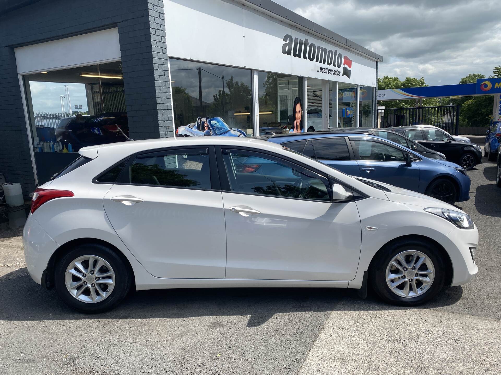 Jan 2015 Hyundai i30 1.6 CRDi Blue Drive Active 5dr