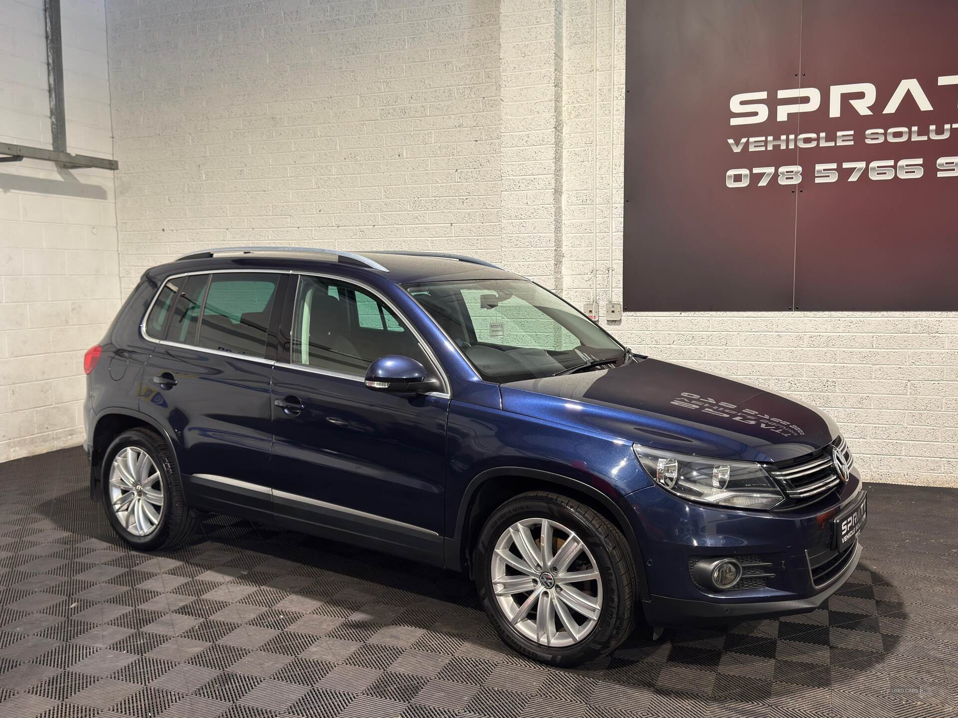 May 2016 Volkswagen Tiguan 2.0 TDi BlueMotion Tech Match Edition 150 5dr 2WD