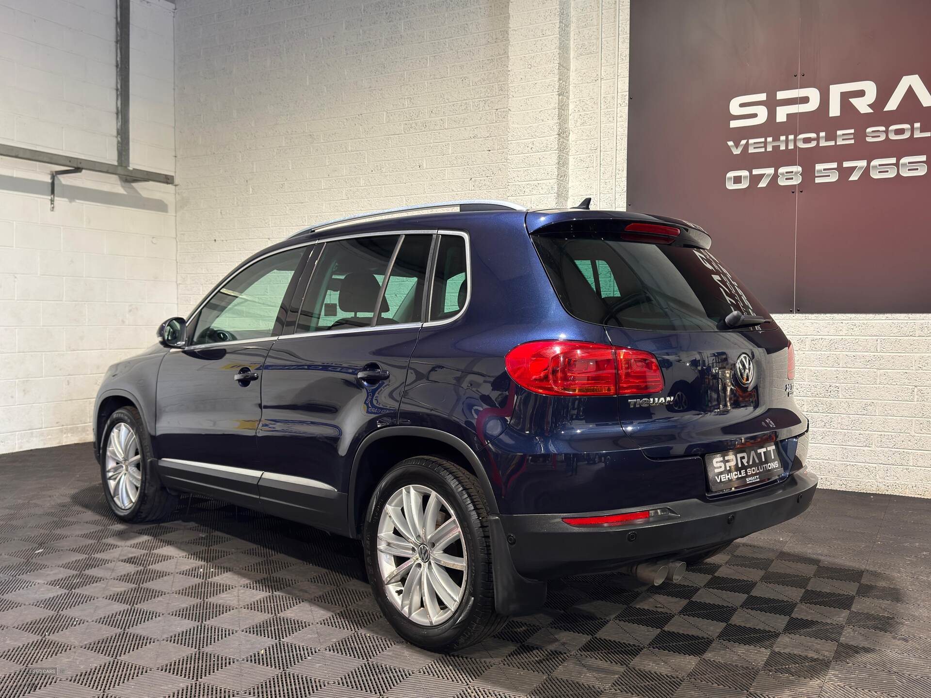 May 2016 Volkswagen Tiguan 2.0 TDi BlueMotion Tech Match Edition 150 5dr 2WD