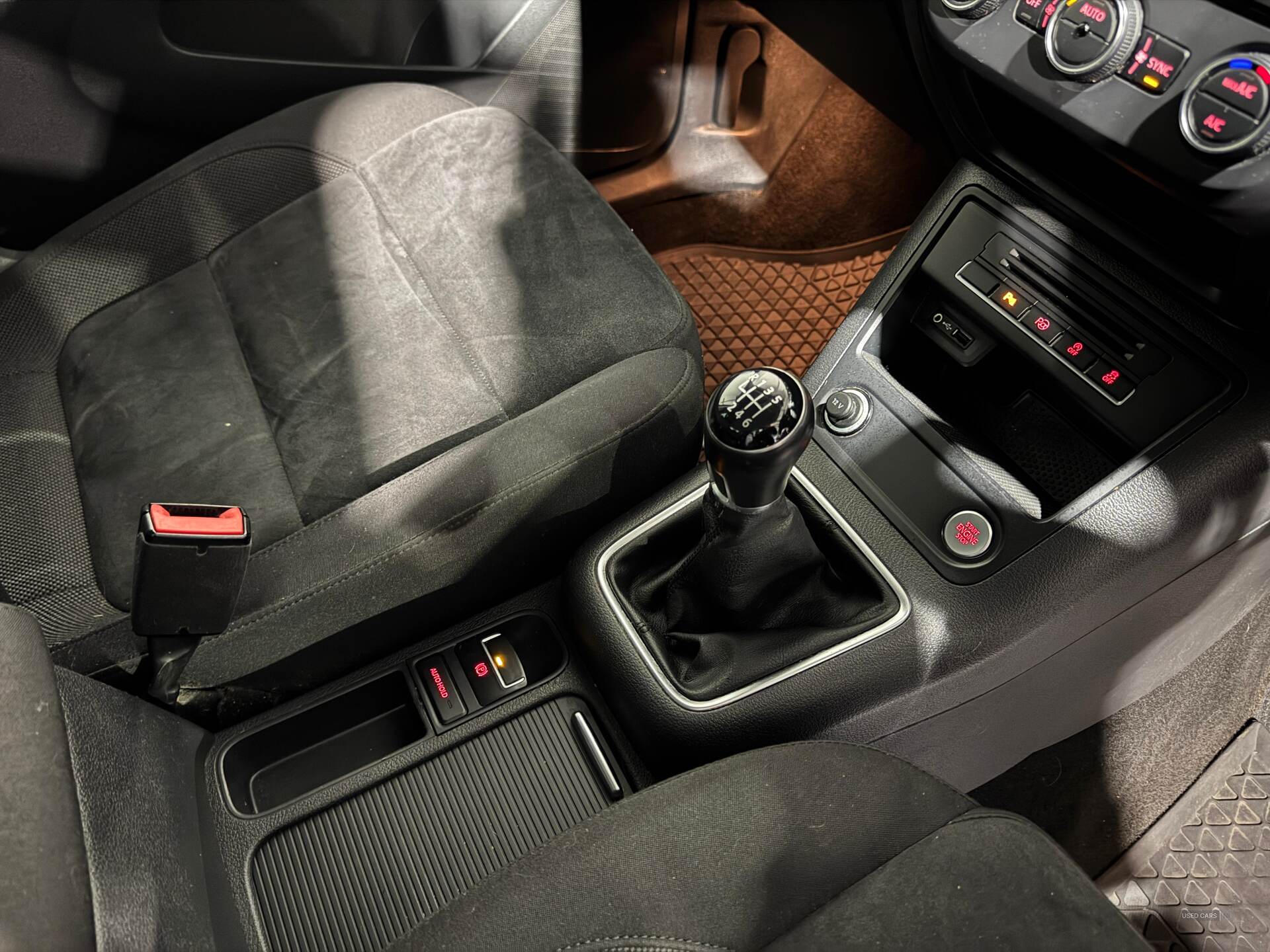 May 2016 Volkswagen Tiguan 2.0 TDi BlueMotion Tech Match Edition 150 5dr 2WD