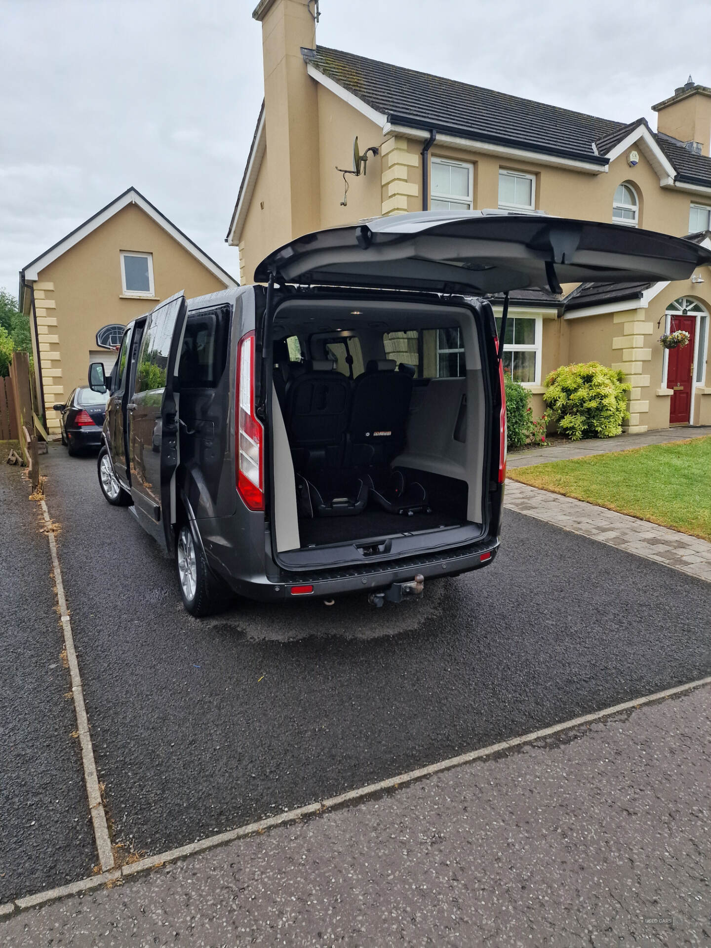 Aug 2020 Ford Tourneo 2.0 EcoBlue 185ps L/R 8 Seat Titanium X Auto