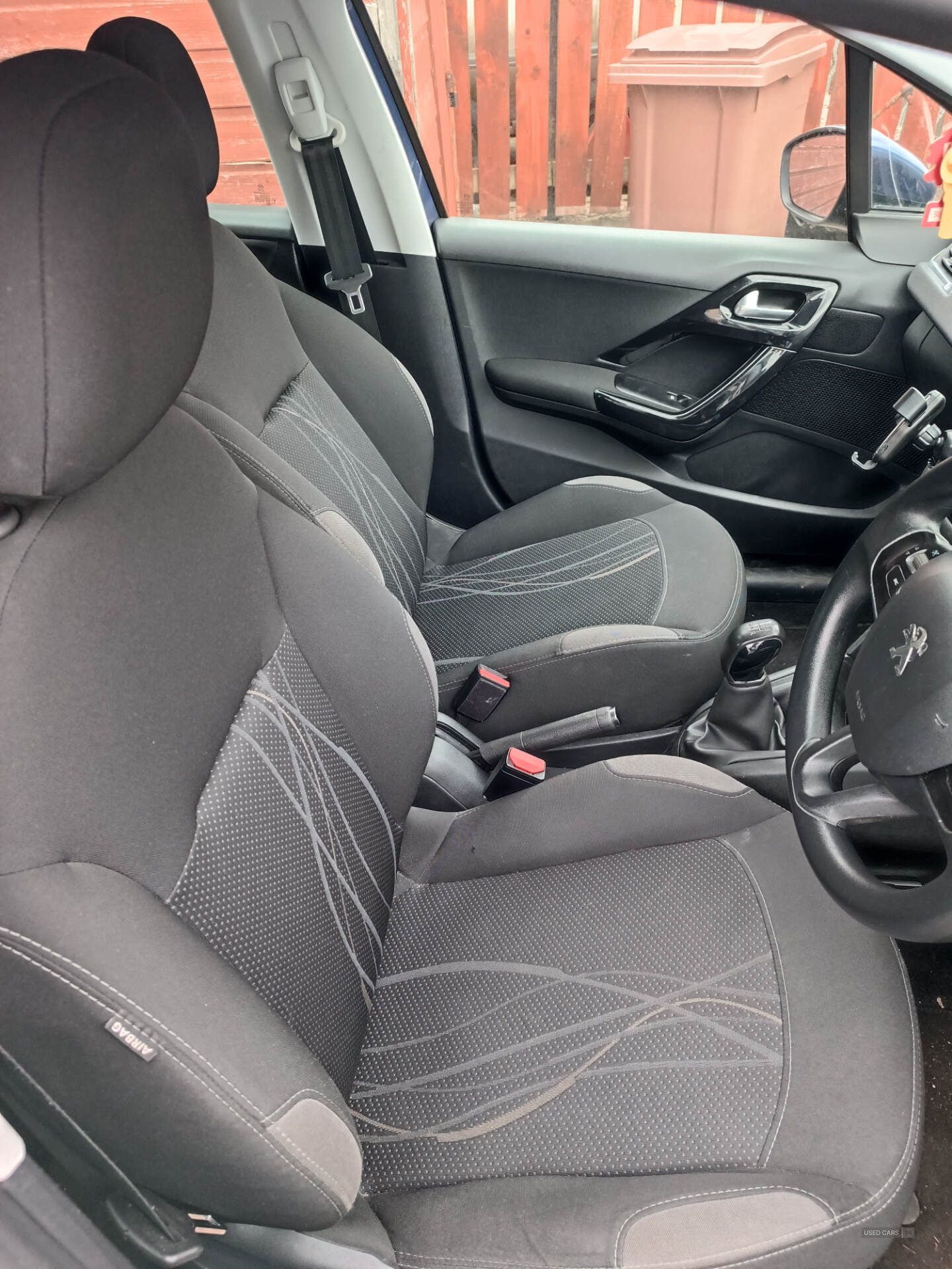 Jan 2015 Peugeot 208 1.0 VTi Active 5dr