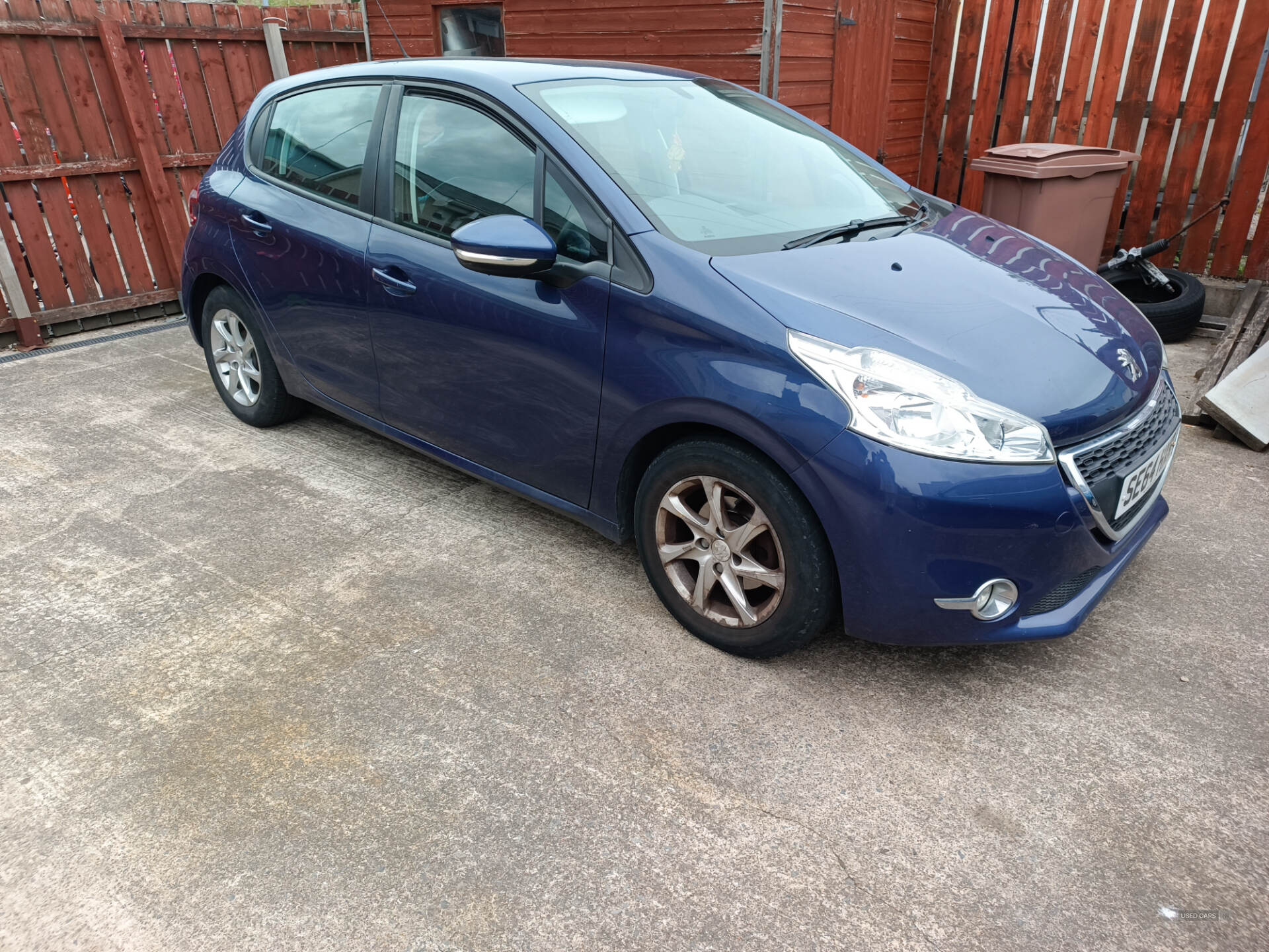 Jan 2015 Peugeot 208 1.0 VTi Active 5dr