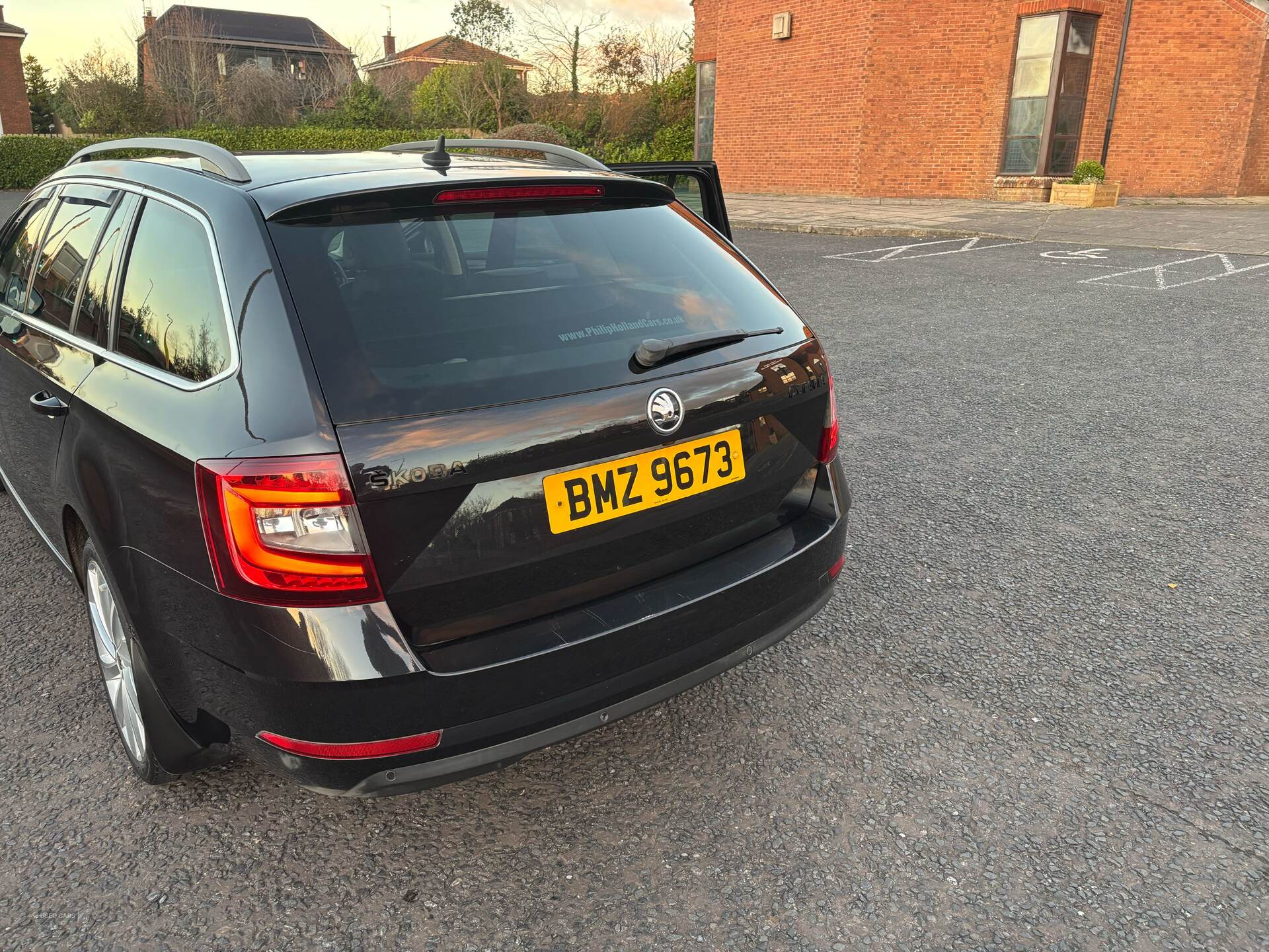 Mar 2017 Skoda Octavia 2.0 TDI CR Laurin + Klement 5dr DSG