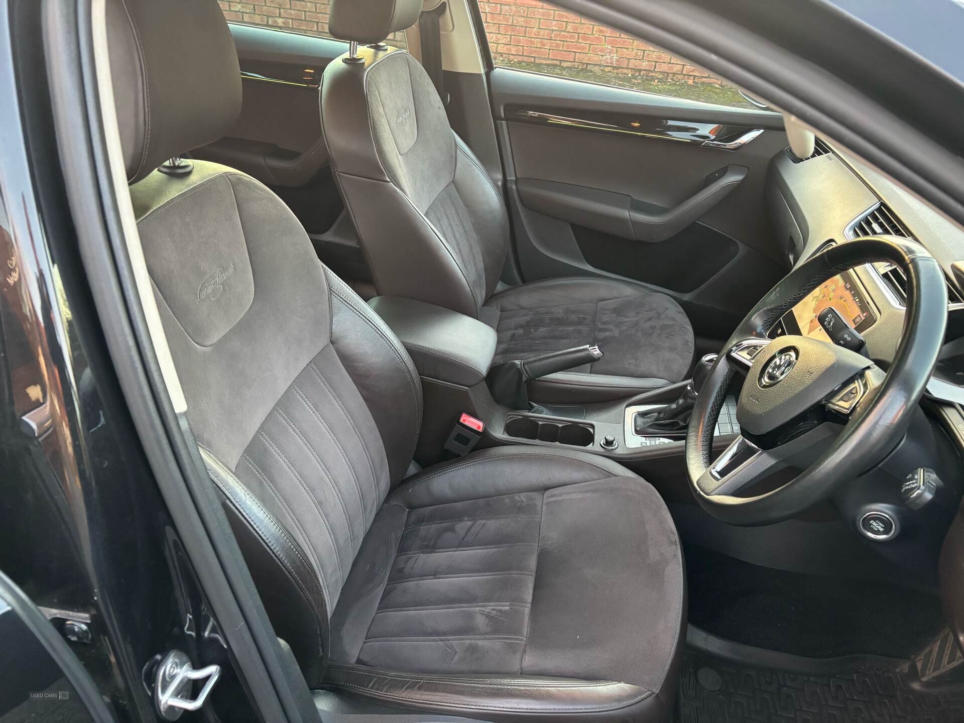 Mar 2017 Skoda Octavia 2.0 TDI CR Laurin + Klement 5dr DSG