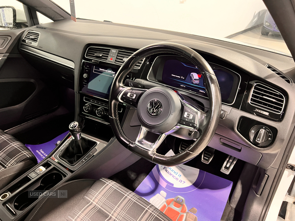 Volkswagen Golf DIESEL ESTATE in Antrim