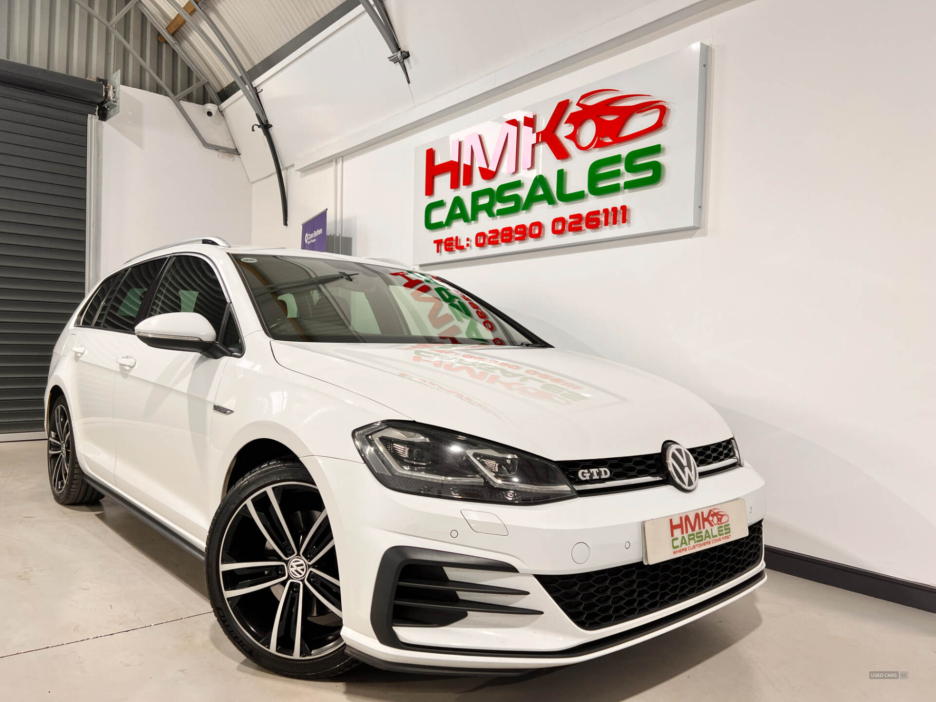 Volkswagen Golf DIESEL ESTATE in Antrim