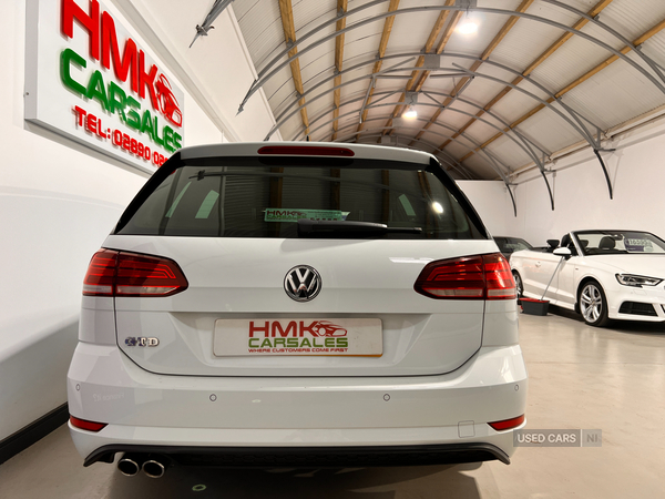 Volkswagen Golf DIESEL ESTATE in Antrim