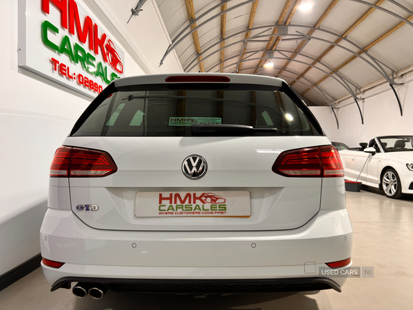 Volkswagen Golf DIESEL ESTATE in Antrim