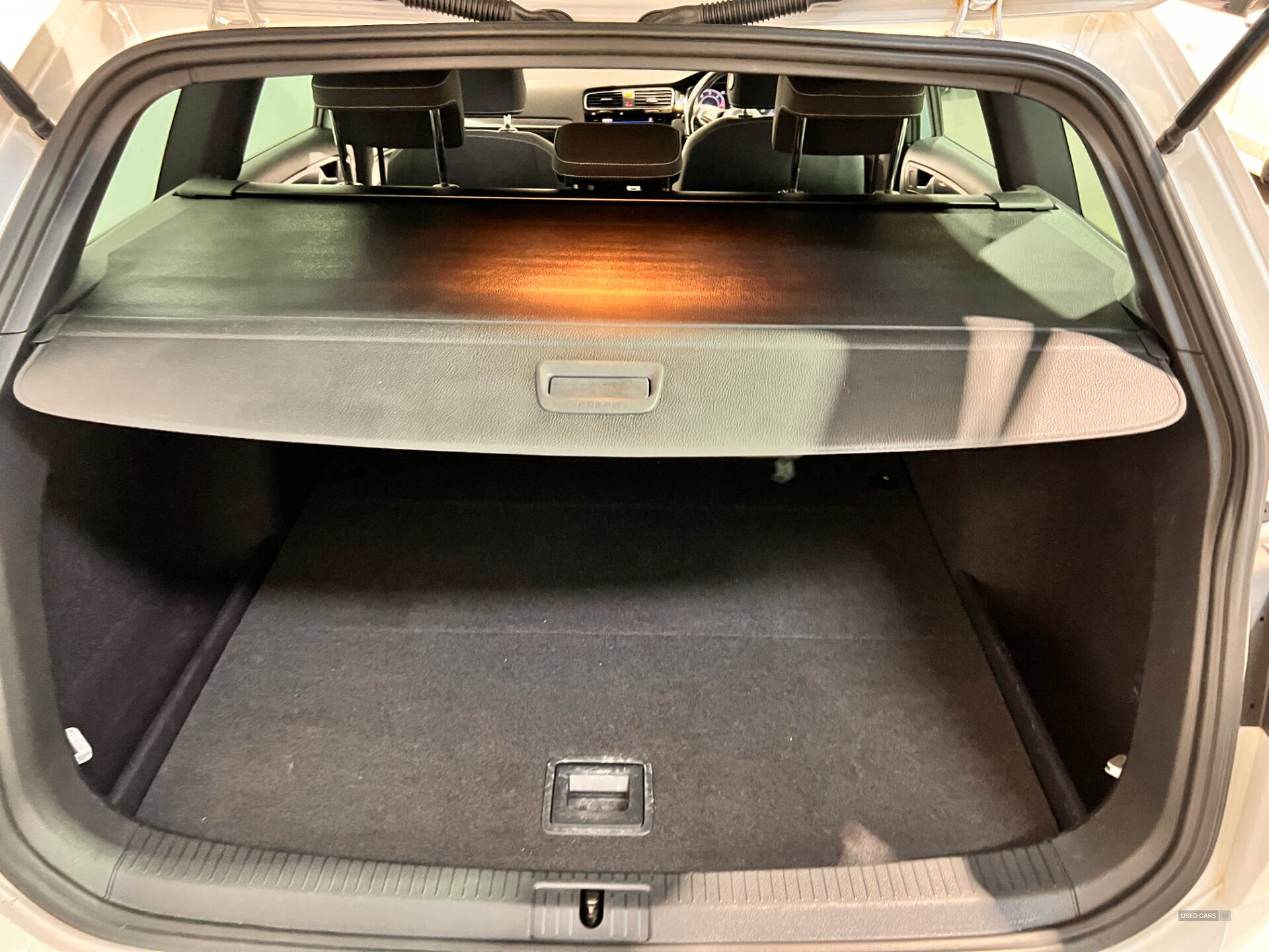Volkswagen Golf DIESEL ESTATE in Antrim
