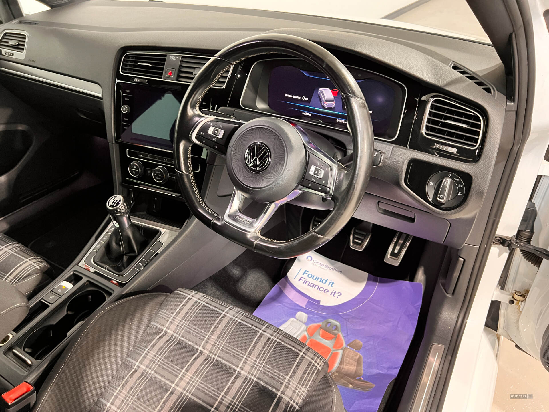 Volkswagen Golf DIESEL ESTATE in Antrim