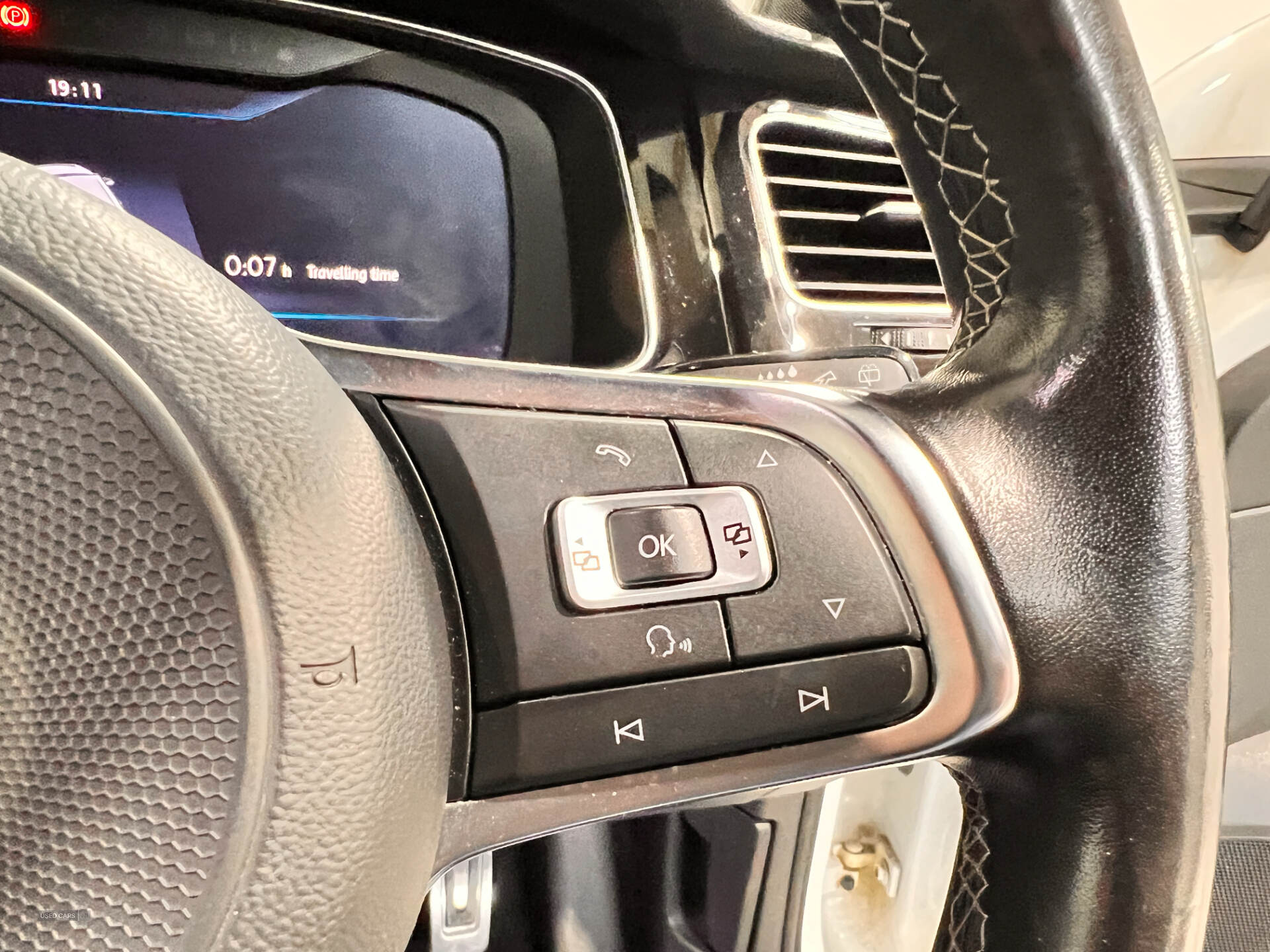 Volkswagen Golf DIESEL ESTATE in Antrim