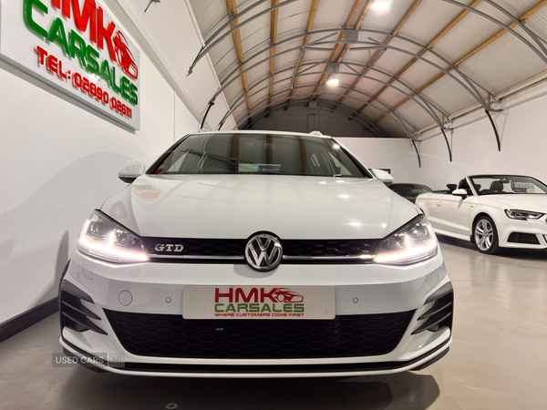Volkswagen Golf DIESEL ESTATE in Antrim
