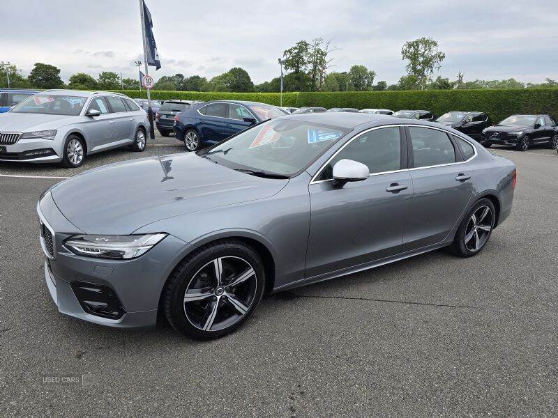 Jan 2019 Volvo S90 2.0 D4 R DESIGN 4dr Geartronic