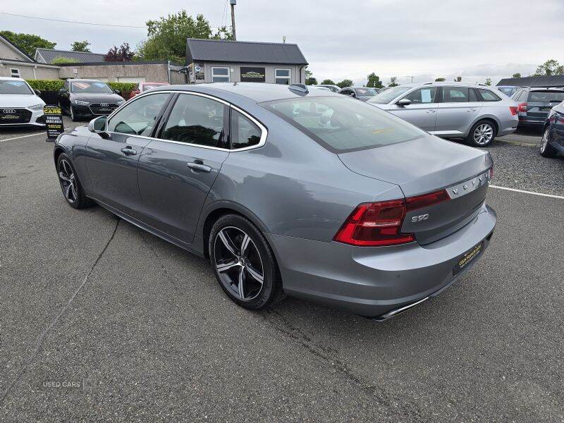 Jan 2019 Volvo S90 2.0 D4 R DESIGN 4dr Geartronic