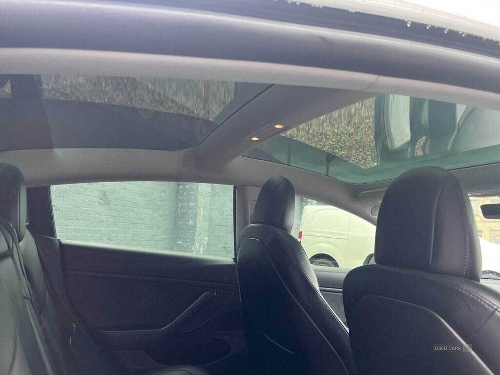 May 2020 TESLA Model 3 Long Range AWD 4dr Auto