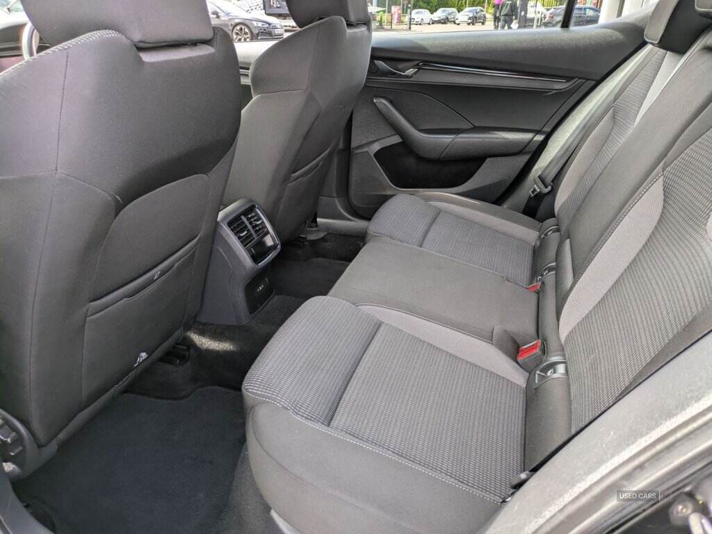 Nov 2020 Skoda Octavia 1.0 TSI SE Technology 5dr