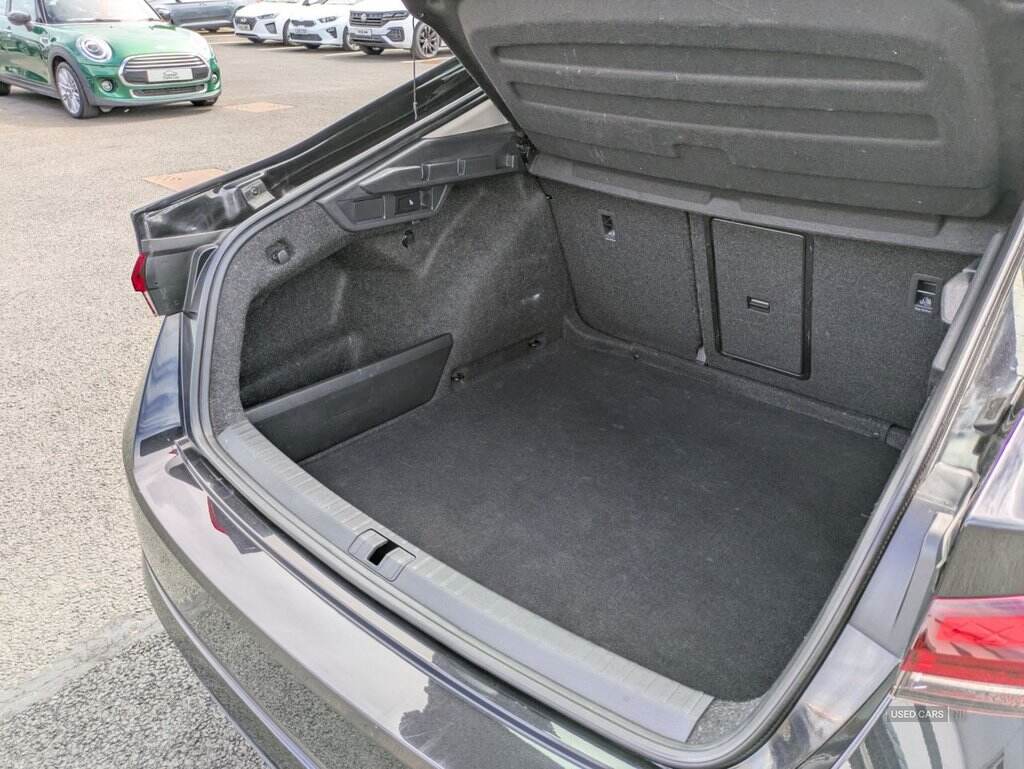 Nov 2020 Skoda Octavia 1.0 TSI SE Technology 5dr