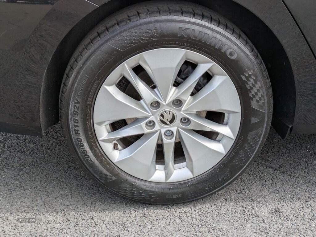 Nov 2020 Skoda Octavia 1.0 TSI SE Technology 5dr