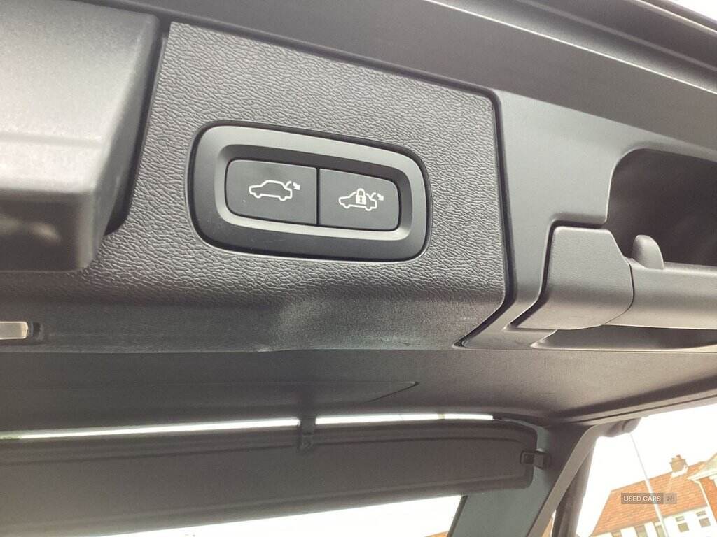 May 2022 Volvo XC60 2.0 B4D Inscription Pro 5dr AWD Geartronic