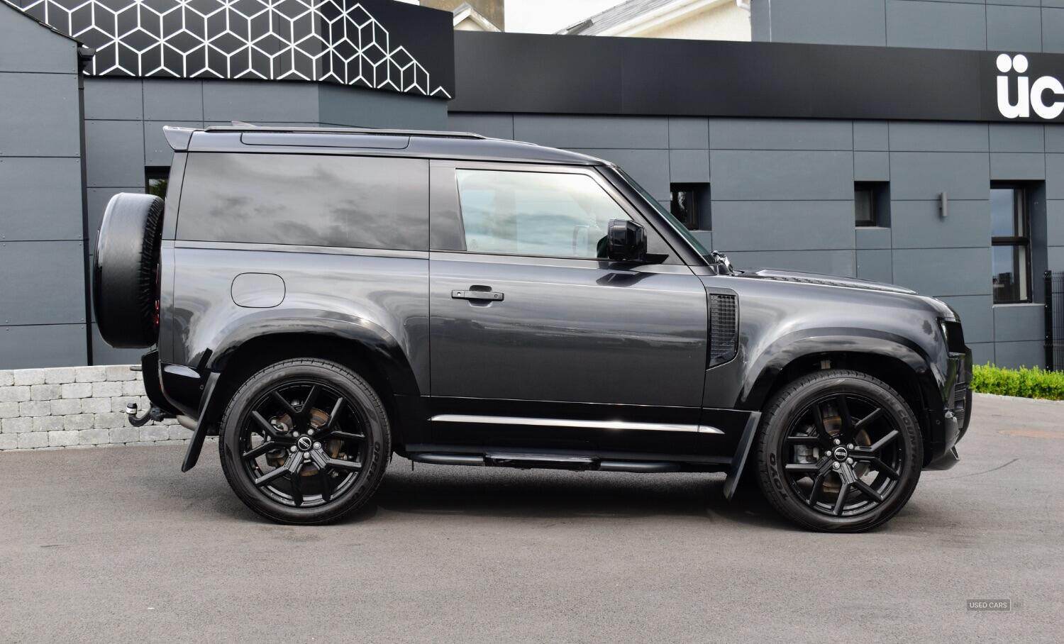  2022 Land Rover Defender 90 3.0 D250 MHEV X-Dynamic SE