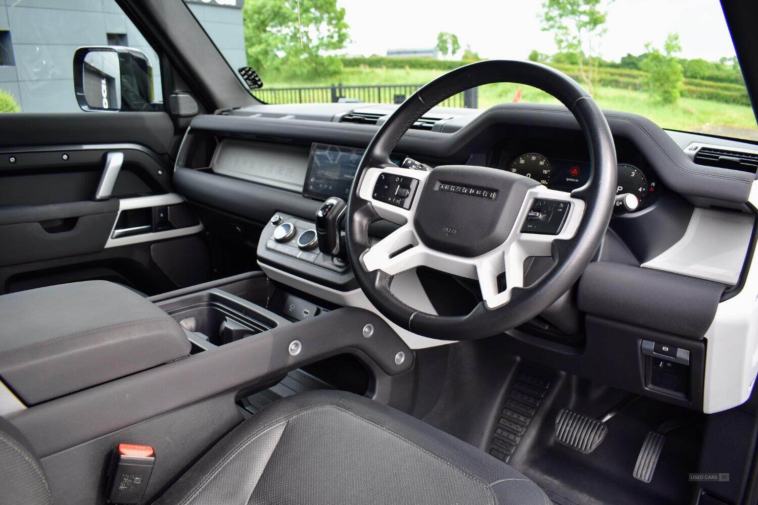  2022 Land Rover Defender 90 3.0 D250 MHEV X-Dynamic SE