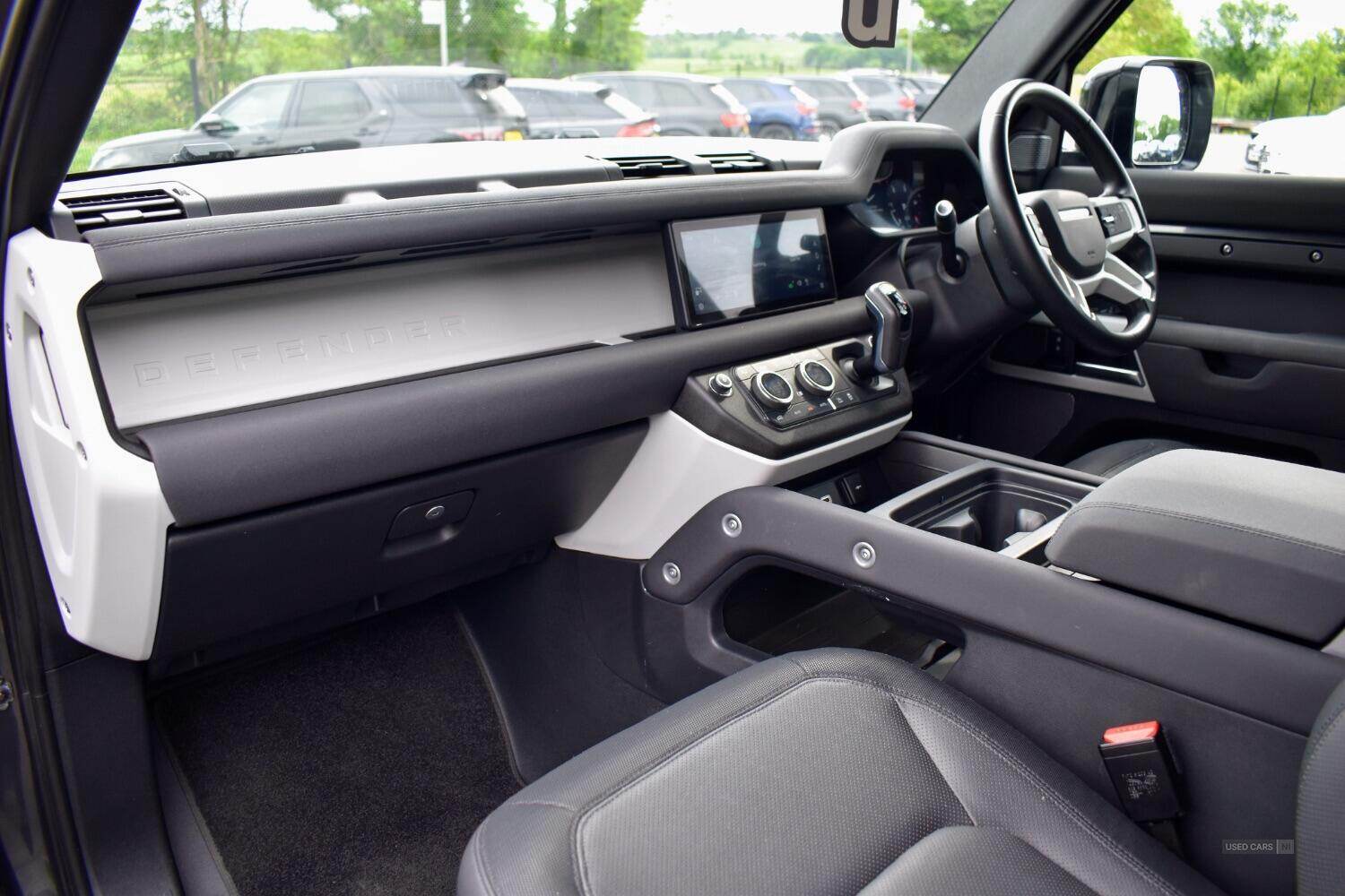 2022 Land Rover Defender 90 3.0 D250 MHEV X-Dynamic SE