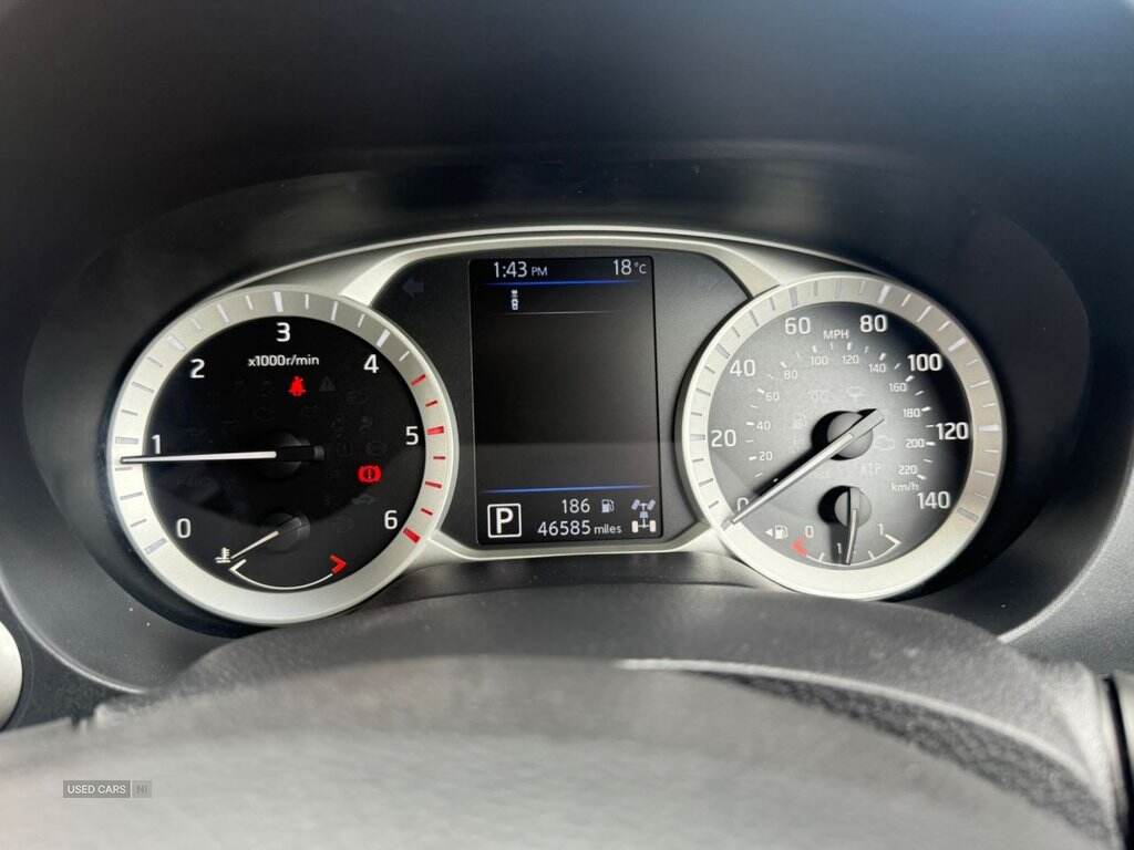 May 2021 Nissan Navara Double Cab Pick Up Tekna 2.3dCi 190 TT 4WD Auto