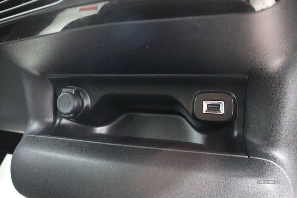 Oct 2018 Citroen C4 Cactus 1.5 BlueHDi Feel 5dr