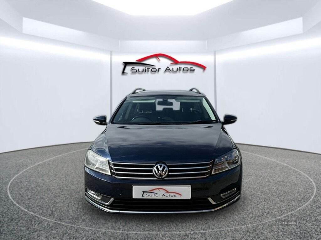 Apr 2011 Volkswagen Passat 1.6 TDI Bluemotion Tech SE 5dr